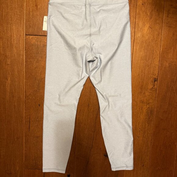 NWT Old Navy Active Cloud+ Go-Dry Leggings – Baby Blue – Size M - Picture 3 of 6